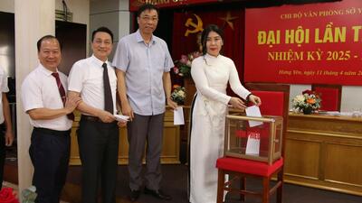 Đại hội Chi bộ văn phòng Sở Y tế lần thứ X, nhiệm kỳ 2025-2027