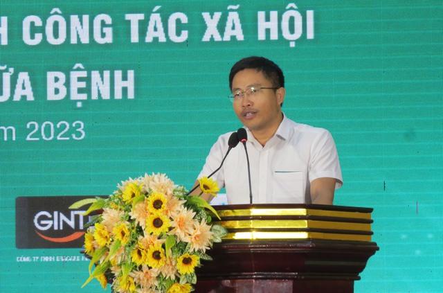 Công tác xã hội trong y tế đóng góp tích cực trong việc chăm sóc toàn diện cho người bệnh - Ảnh 1.