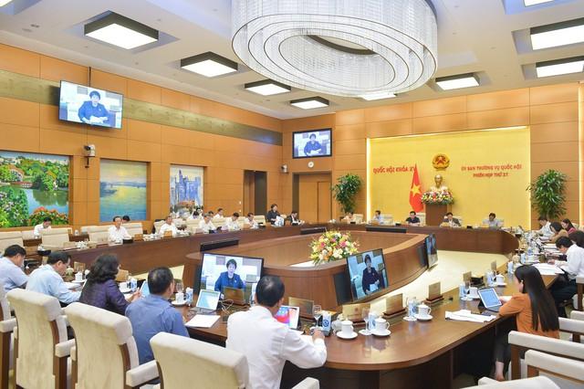 Từ đầu năm 2023 ngành Y tế kiểm soát tốt dịch COVID-19 và các dịch bệnh khác trên người - Ảnh 2.