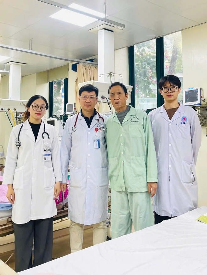 Đột quỵ tăng gấp đôi khi trời lạnh: Bác sĩ cảnh báo thói quen tập thể dục sáng sớm