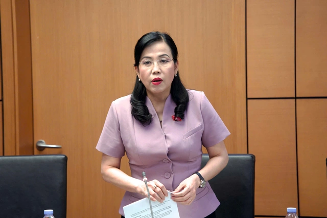 ĐBQH nêu loạt biện pháp để xử lý triệt để thực phẩm bẩn 'tấn công' trường học