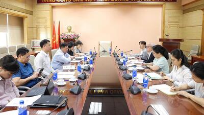 Thứ trưởng Đỗ Xuân Tuyên tiếp và làm việc với chuyên gia cố vấn chính sách y tế của Nhật Bản