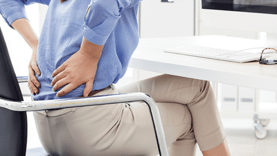 Ngồi lâu dễ mắc thoát vị đĩa đệm