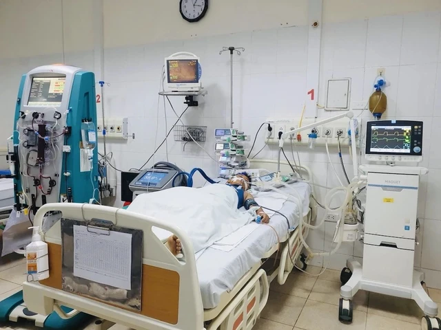 Học sinh lớp 5 bất ngờ đổ gục, ngừng tim trong giờ học
