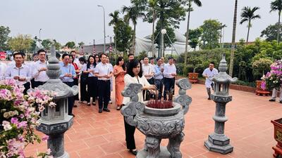 Bộ trưởng Đào Hồng Lan dự chương trình khám bệnh miễn phí 'Vì một Việt Nam khỏe mạnh hơn 2026' tại Hải Phòng