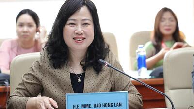 Bộ trưởng Bộ Y tế Đào Hồng Lan tiếp, làm việc với Chủ tịch Liên đoàn Nha khoa Thế giới