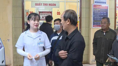 Bệnh viện đa khoa Khoái Châu triển khai hiệu quả Kiosk y tế thông minh