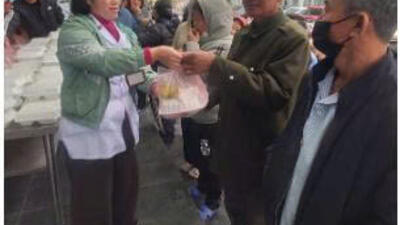 Bệnh viện đa khoa Phố Nối: Trao tặng hơn 200 suất cơm, cháo miễn phí cho bệnh nhân