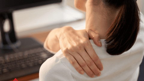 Giảm đau mỏi cổ vai gáy cho dân văn phòng