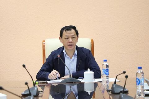 Nêu cao trách nhiệm, liên tục cập nhật, ứng dụng công nghệ trong chuyển đổi số y tế