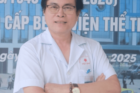 Đi bộ đầu xuân – Cách đơn giản giảm trạng thái trì trệ sau Tết