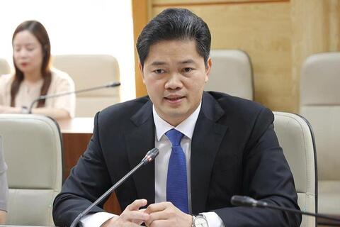 Thứ trưởng Thường trực Vũ Mạnh Hà tiếp và làm việc với chuyên gia cố vấn chính sách y tế của JICA