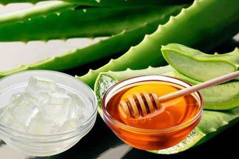 Mật ong kết hợp với nha đam có tác dụng gì với da?