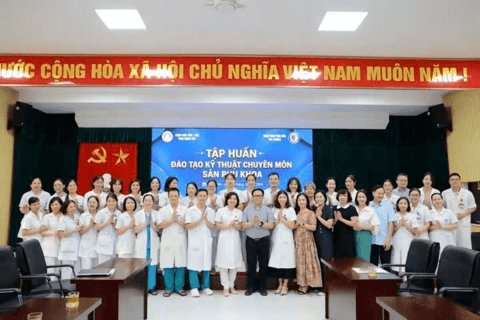 Bệnh viện Sản – Nhi Hưng Yên: Tập huấn chuyên môn về sản phụ khoa