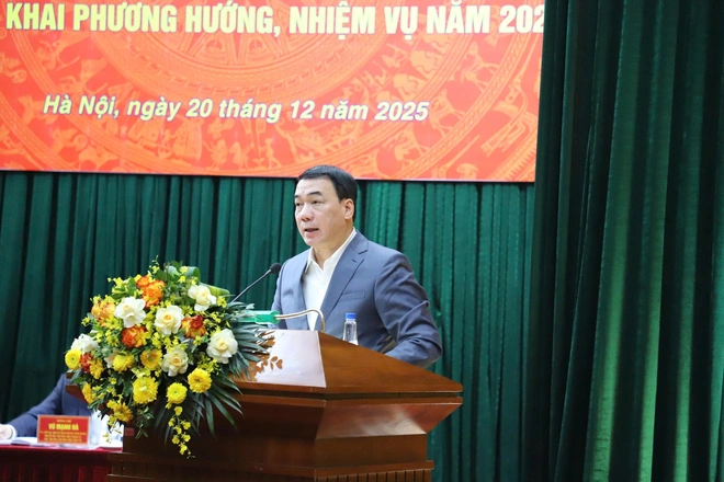 Tạo sự chuyển biến mạnh mẽ, đồng bộ trong hành động của toàn hệ thống chính trị ngành Y tế- Ảnh 6.