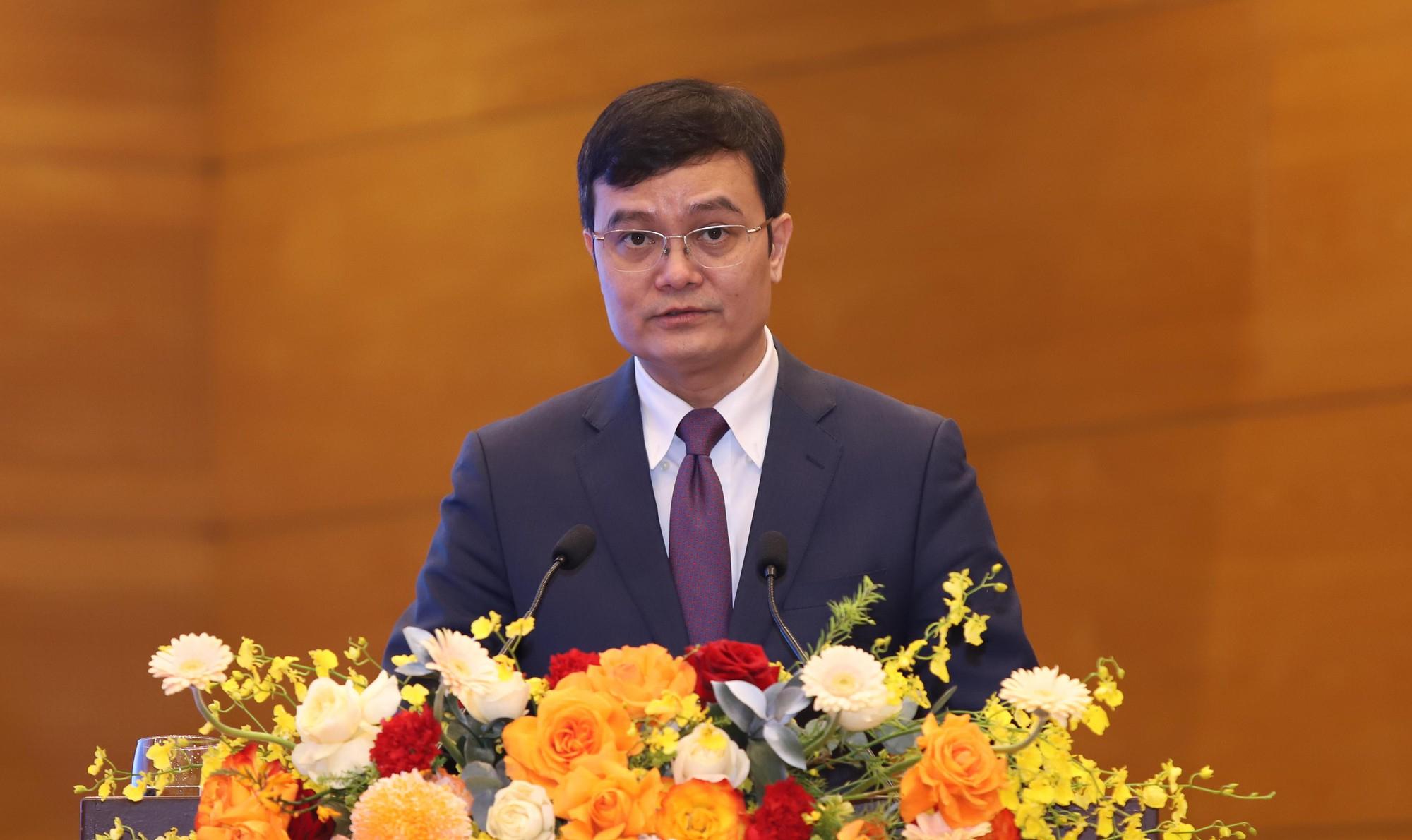 Thầy thuốc trẻ phải là lực lượng nòng cốt trong sự dịch chuyển từ chữa bệnh sang phòng bệnh- Ảnh 4. Thầy thuốc trẻ phải là lực lượng nòng cốt trong sự dịch chuyển từ chữa bệnh sang phòng bệnh- Ảnh 4.