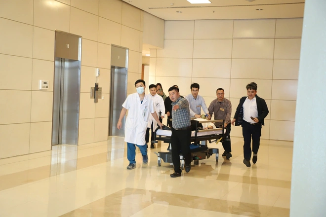 Diễn tập đảm bảo công tác y tế phục vụ Đại hội Đại biểu toàn quốc lần thứ XIV của Đảng - Ảnh 7.