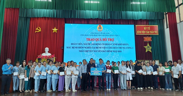 Công đoàn Y tế Việt Nam thăm, động viên cán bộ y tế làm việc trong môi trường đặc thù tại TPHCM và Đồng Nai- Ảnh 3. Công đoàn Y tế Việt Nam thăm, động viên cán bộ y tế làm việc trong môi trường đặc thù tại TPHCM và Đồng Nai- Ảnh 3.