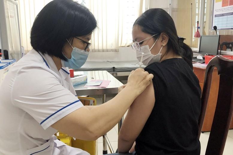 Bộ trưởng Bộ Y tế yêu cầu siết chặt phòng dịch, an toàn thực phẩm dịp Tết Nguyên đán 2026- Ảnh 1. Bộ trưởng Bộ Y tế yêu cầu siết chặt phòng dịch, an toàn thực phẩm dịp Tết Nguyên đán 2026- Ảnh 1.