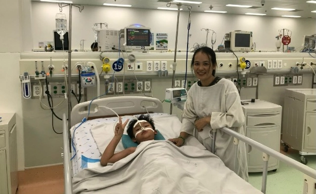 Cứu sống bé trai 7 tuổi đột ngột ngất xỉu, ngưng tim do viêm cơ tim tối cấp- Ảnh 2.