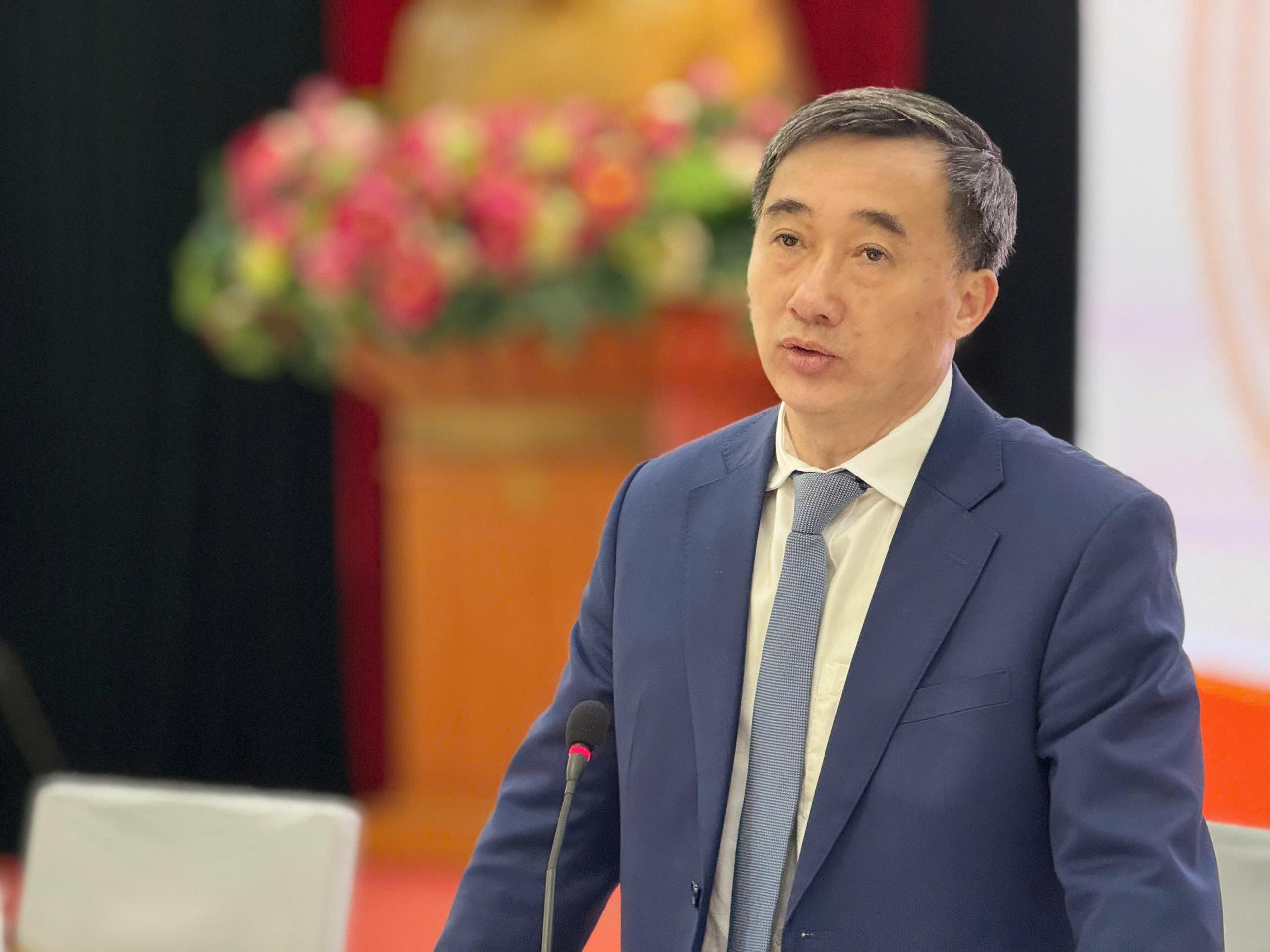 Bộ Y tế đề xuất cấm triệt để cơ sở bán buôn, bán lẻ trưng bày thuốc lá- Ảnh 2. Bộ Y tế đề xuất cấm triệt để cơ sở bán buôn, bán lẻ trưng bày thuốc lá- Ảnh 2.