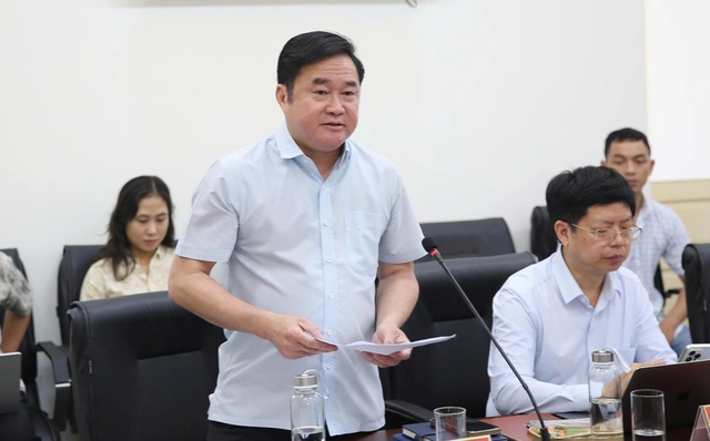 Bệnh tay chân miệng ở phía Nam vào chu kỳ tăng: EV71 chiếm ưu thế, cảnh báo nguy cơ ca nặng gia tăng- Ảnh 5. Bệnh tay chân miệng ở phía Nam vào chu kỳ tăng: EV71 chiếm ưu thế, cảnh báo nguy cơ ca nặng gia tăng- Ảnh 5.