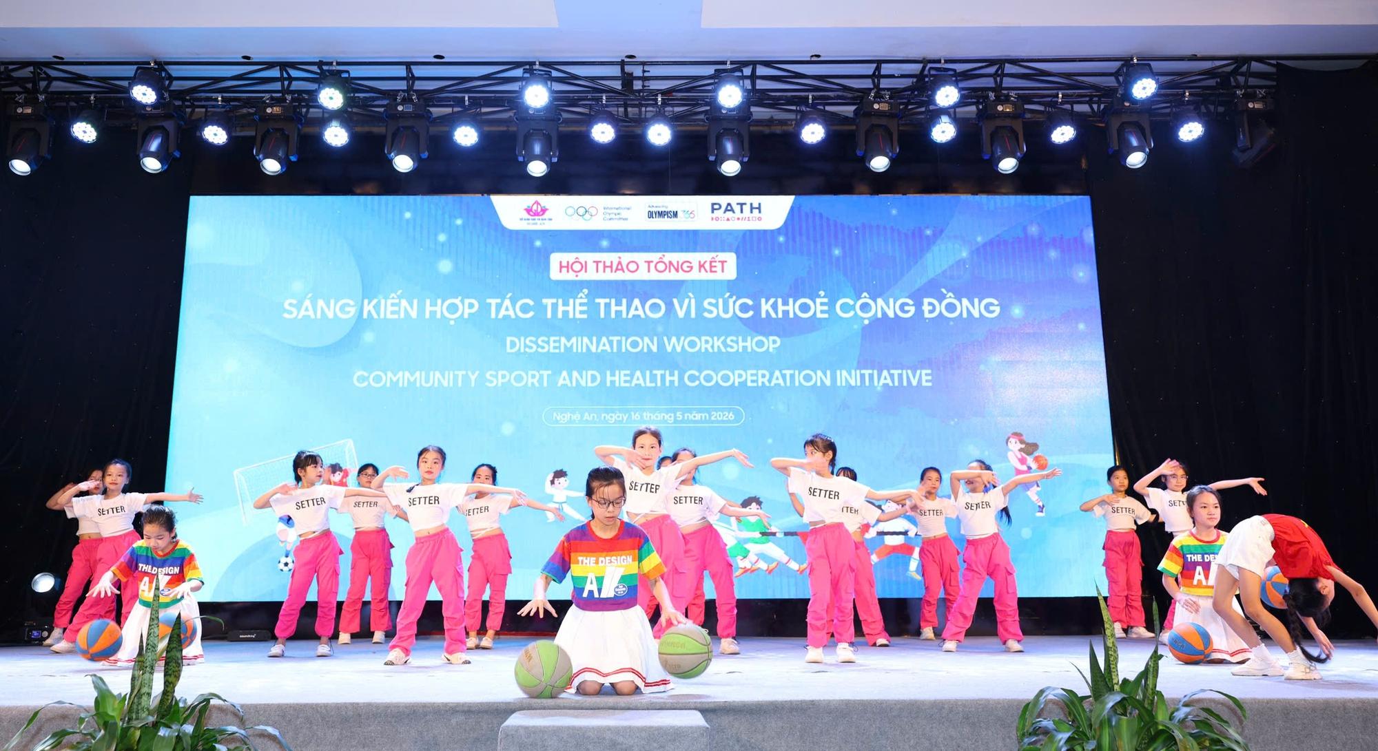 87% thanh thiếu niên Việt Nam thiếu vận động, nguy cơ bệnh tật tăng sớm- Ảnh 2. 87% thanh thiếu niên Việt Nam thiếu vận động, nguy cơ bệnh tật tăng sớm- Ảnh 2.